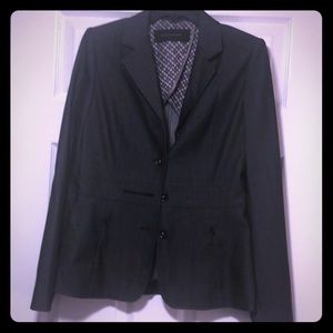 Elie Tahari women’s size 4 blazer